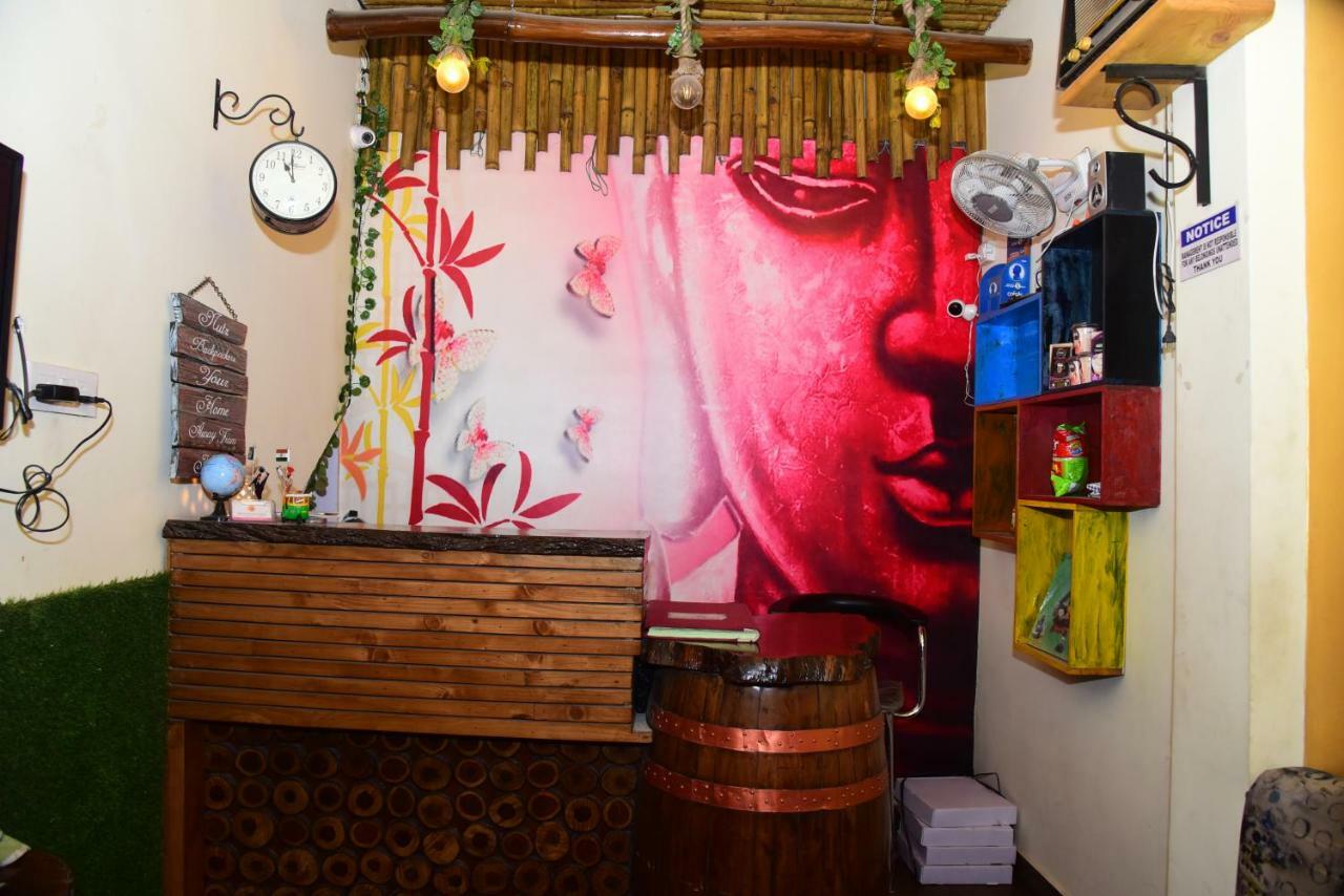 Nutz Backpackers Amritsar Exterior foto